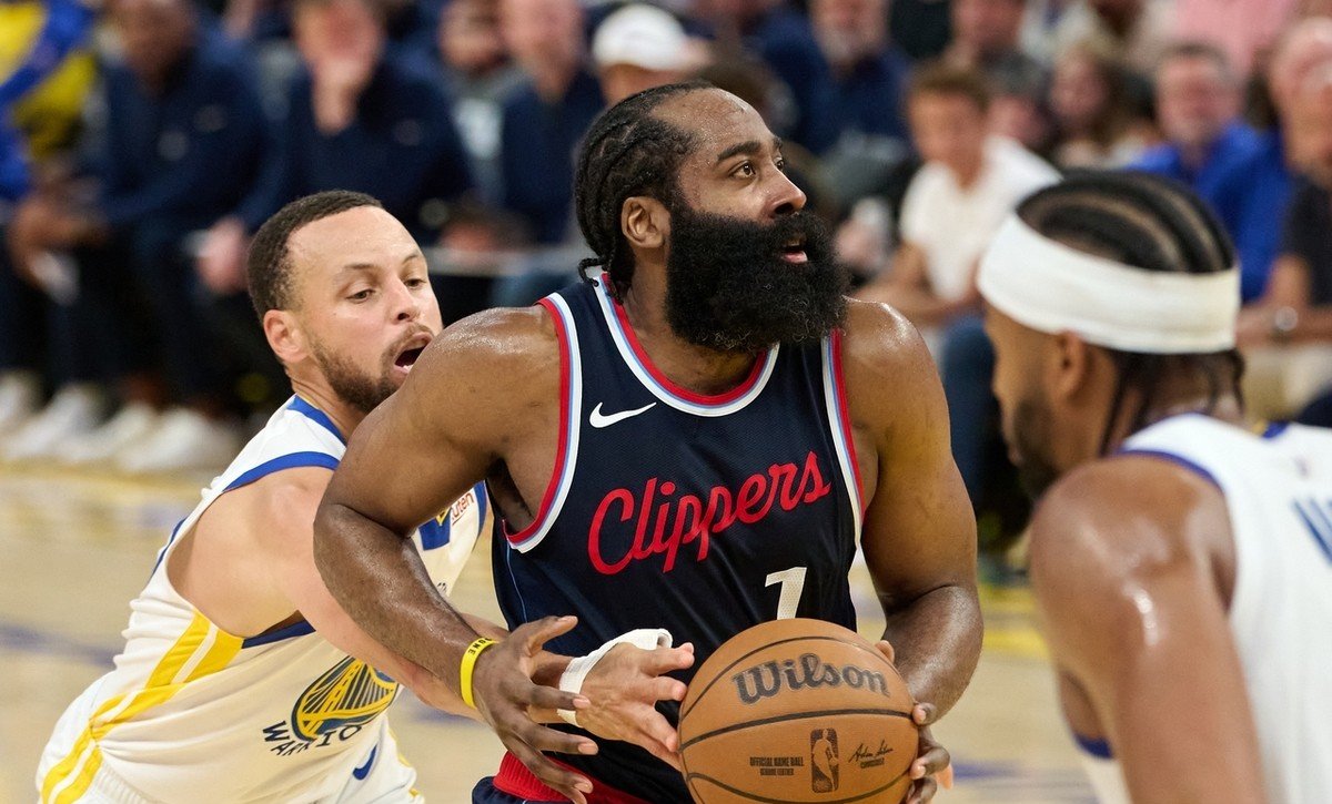 九游网页版入口-加时末段体能课后，皇家马德里再遭质疑备战NBA季后赛，压力陡增，球队文化再被提及的简单介绍