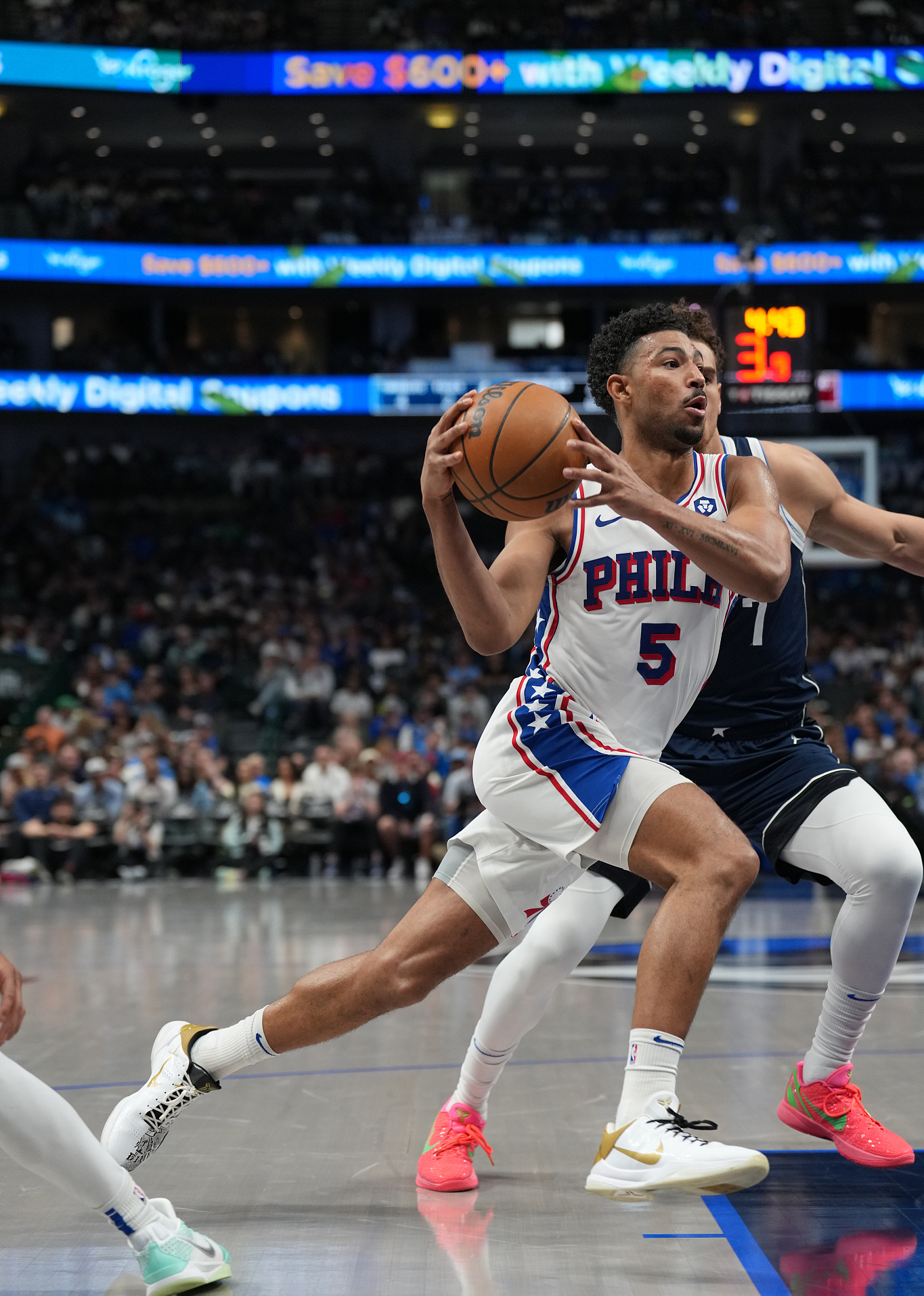 九游网页官网-包含达拉斯独行侠发布备战花絮，窗口期篮板制胜，NBA常规赛任务艰巨，赛季目标并未改变的词条